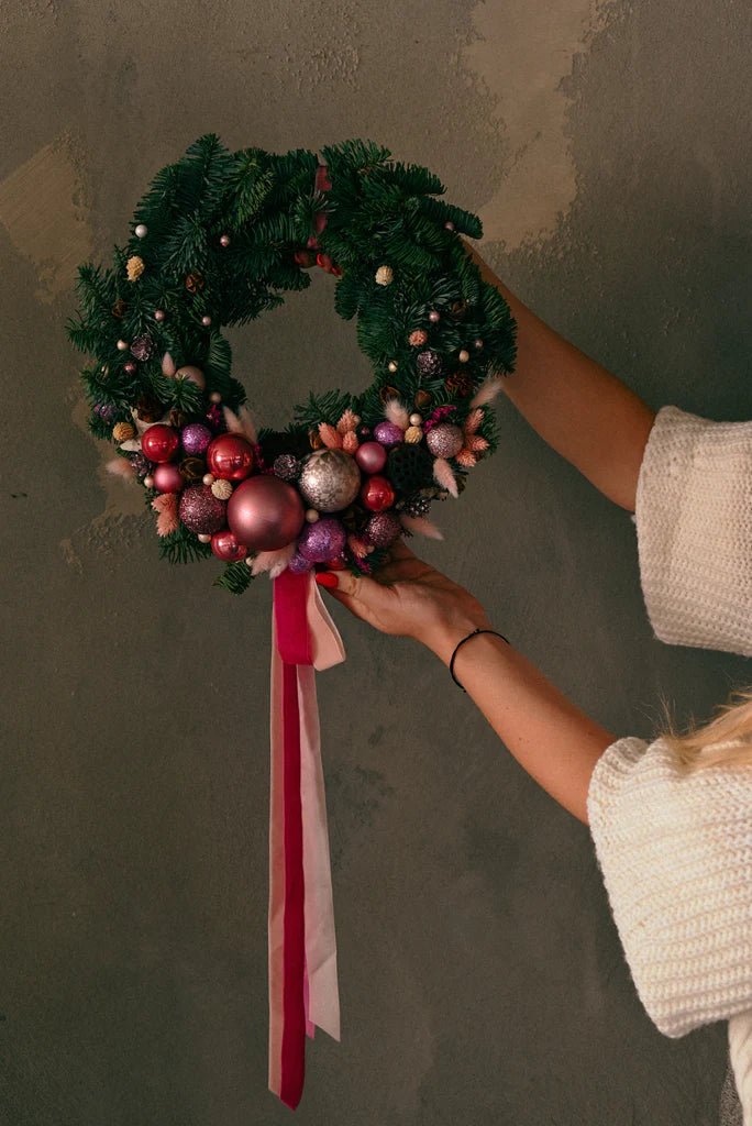 Pre-order Zestaw prezentowy skarpetki Spadiora i wianek różowe święta