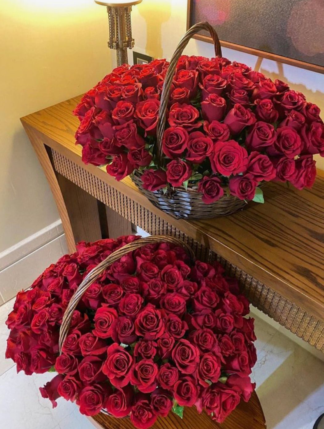 Kosz Czerwonych Róż - Idealny Prezent od Serca z Dostawą Online - kwiaty Flower Store Warszawa