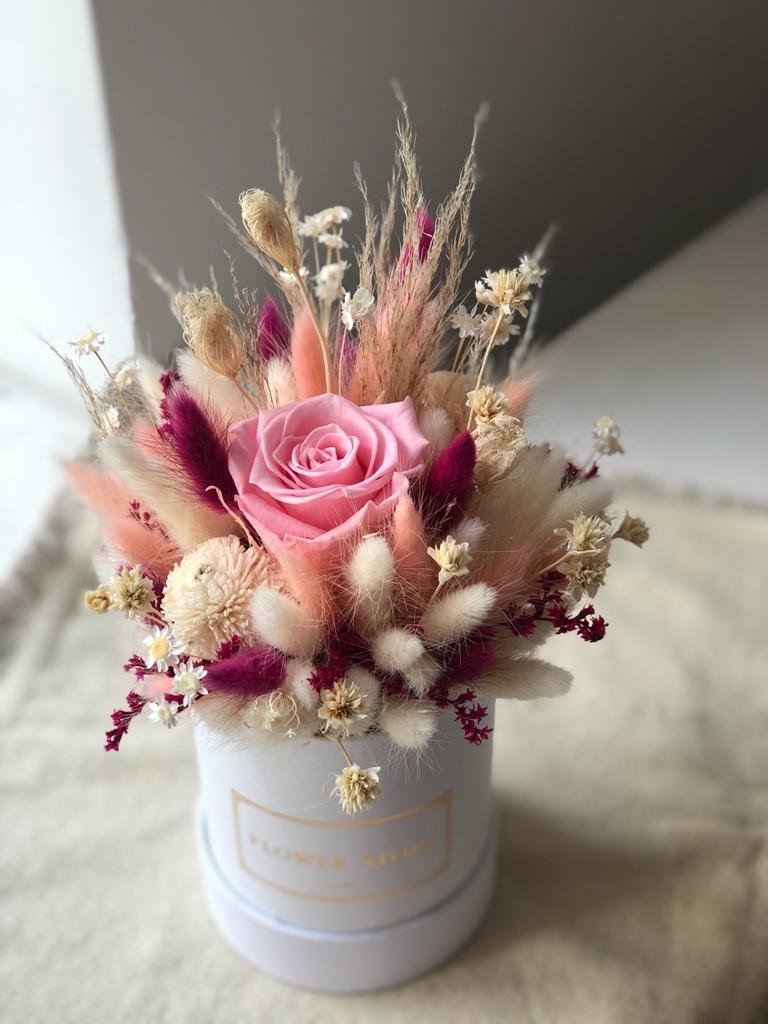 Mały suszony flowerbox z 1 wieczną różą - kwiaty Flower Store Warszawa