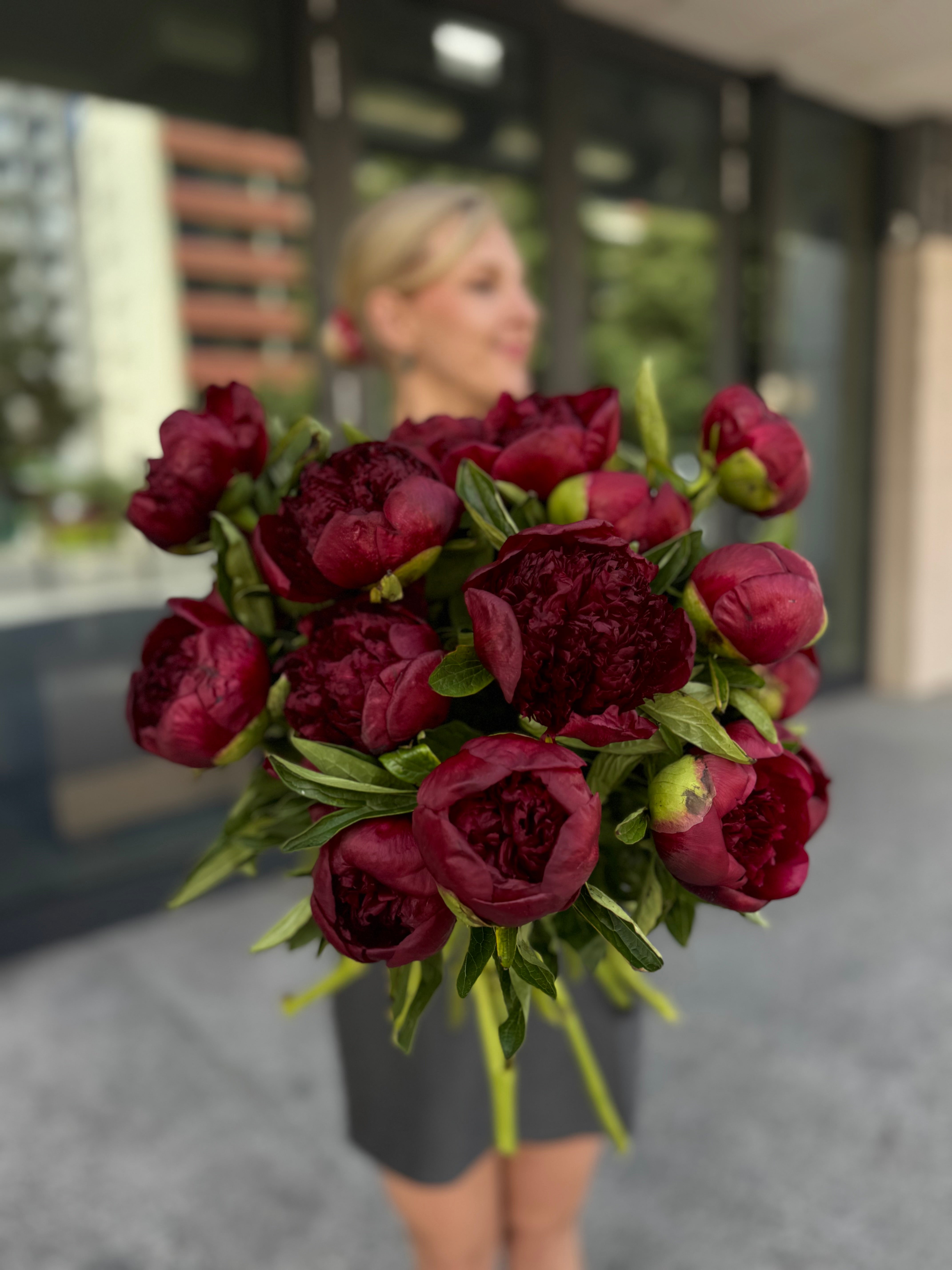 Bukiet piwonii Eteryczna Rosa