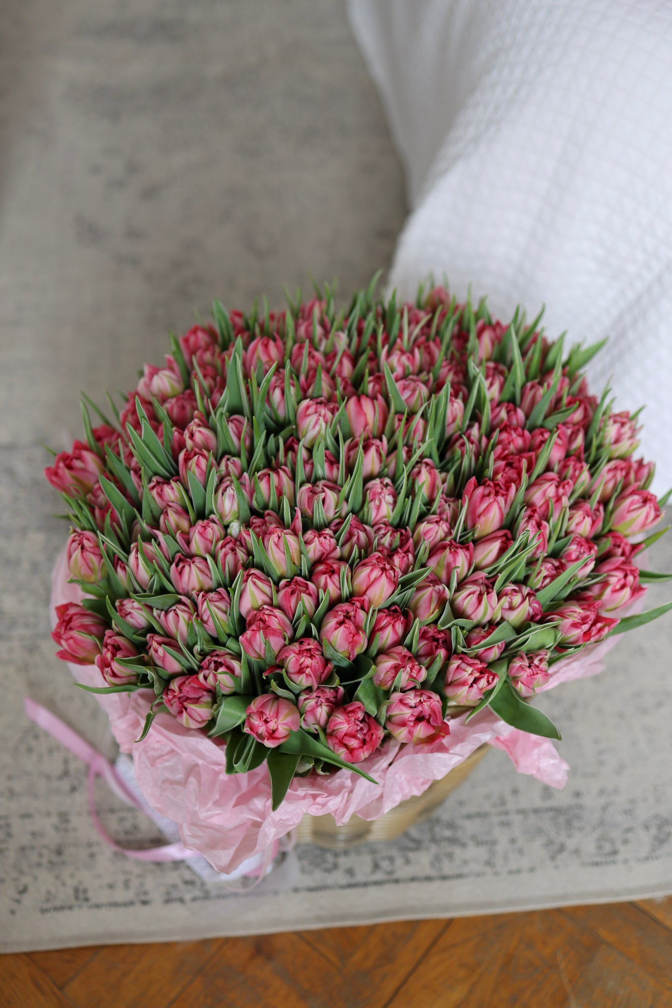 Kosz Różowych Tulipanów "Różowa Wiosna"