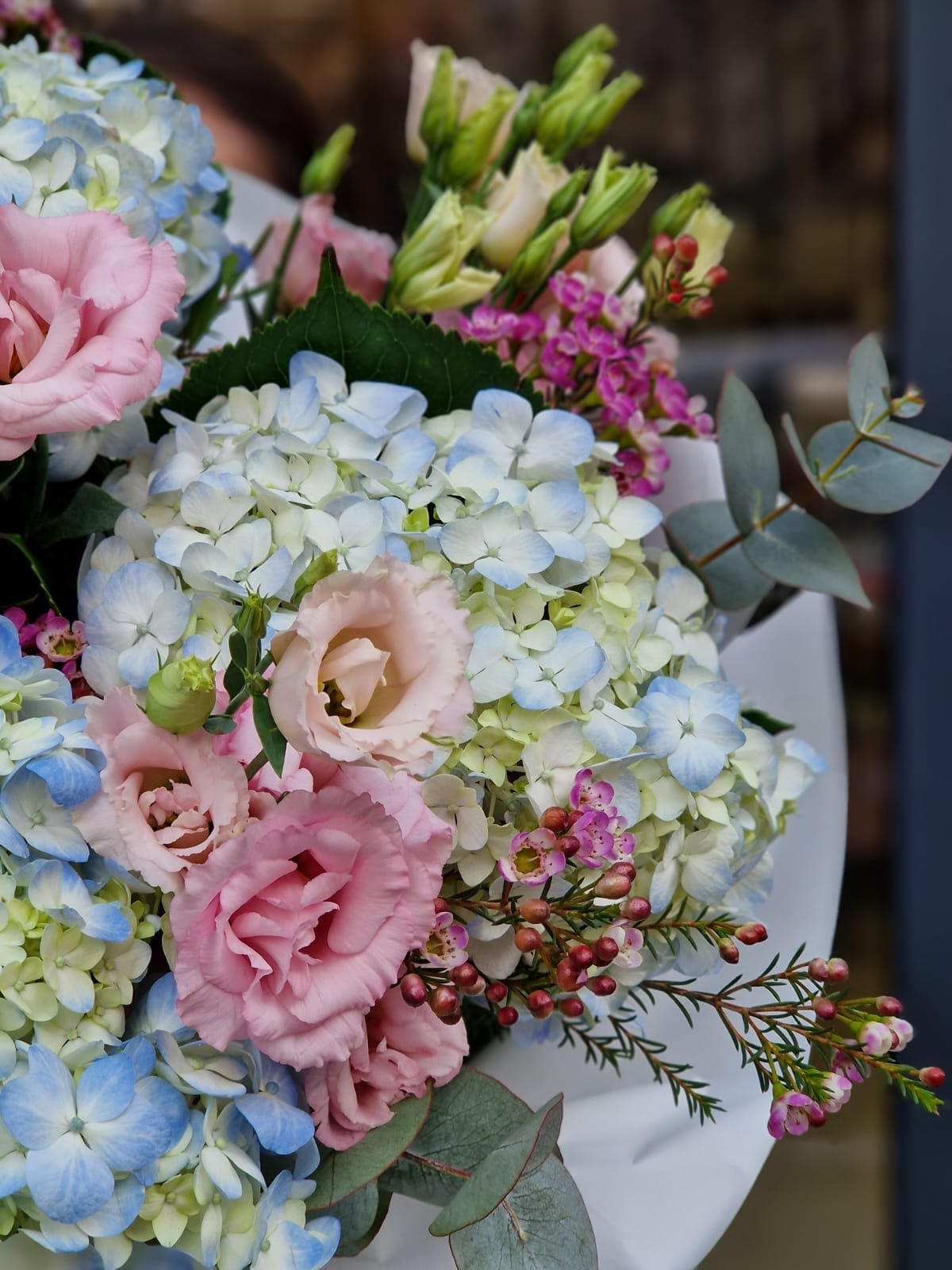 Sexy Pink N Blue Flower Bouquet