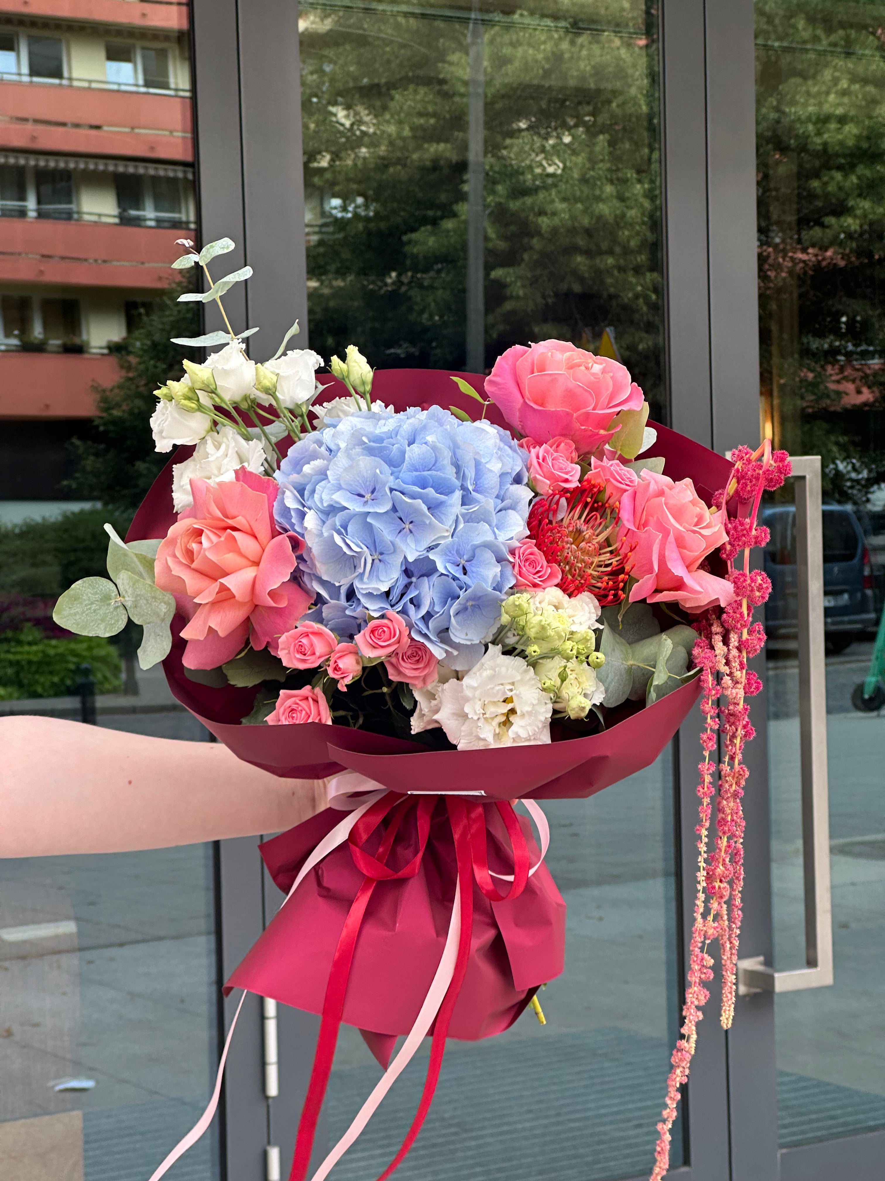 Bukiet kwiatów Whispers of summer