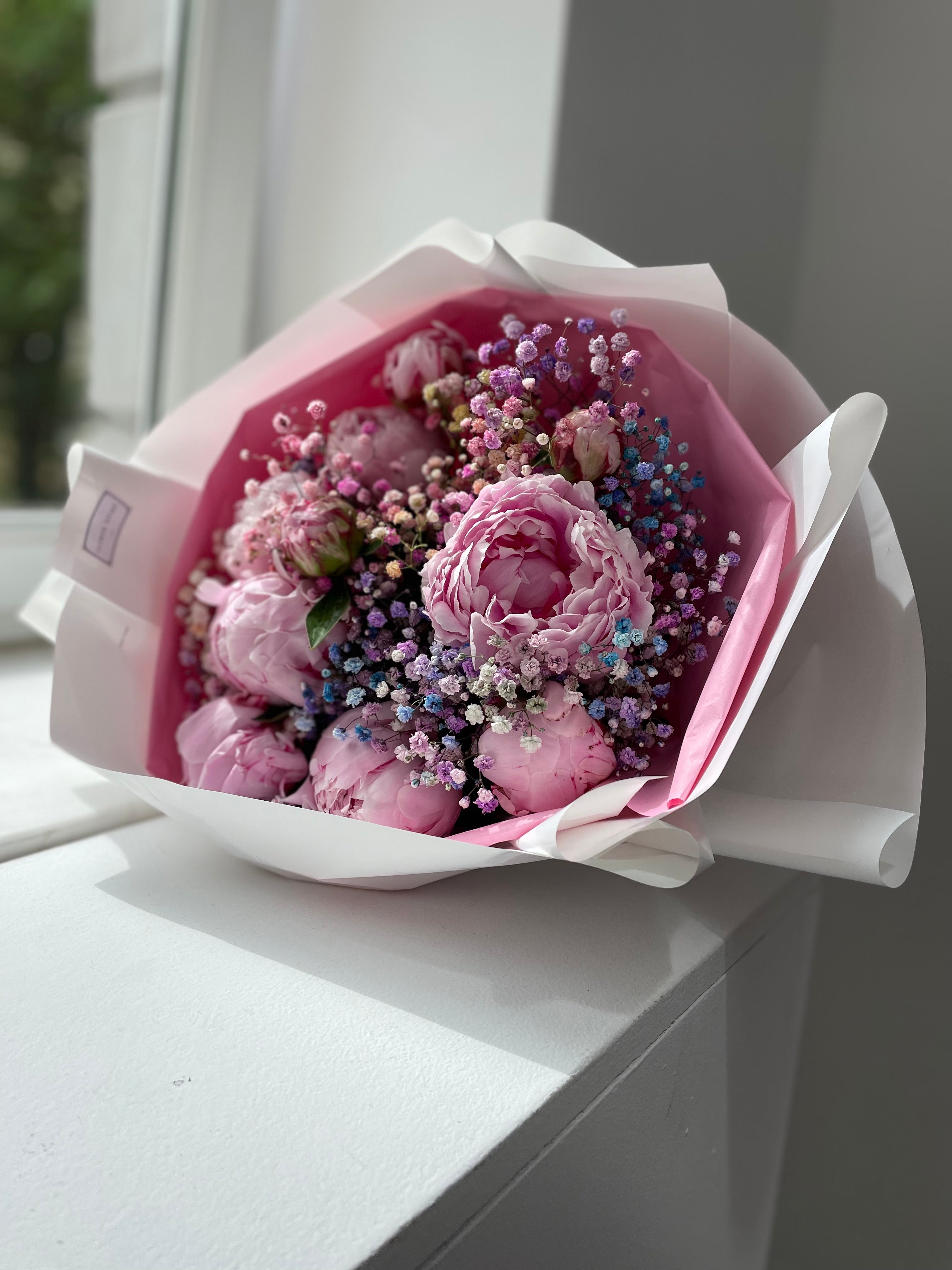 Bukiet z Piwonią i Gipsówką