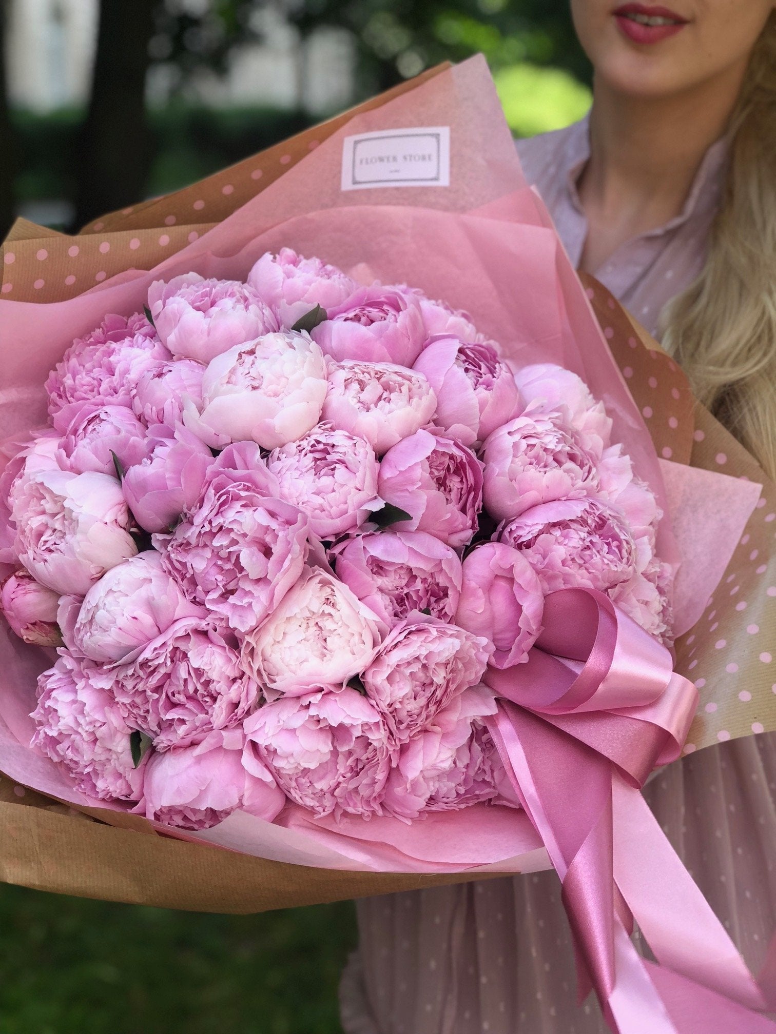 Peonie bukiet - kwiaty żywe