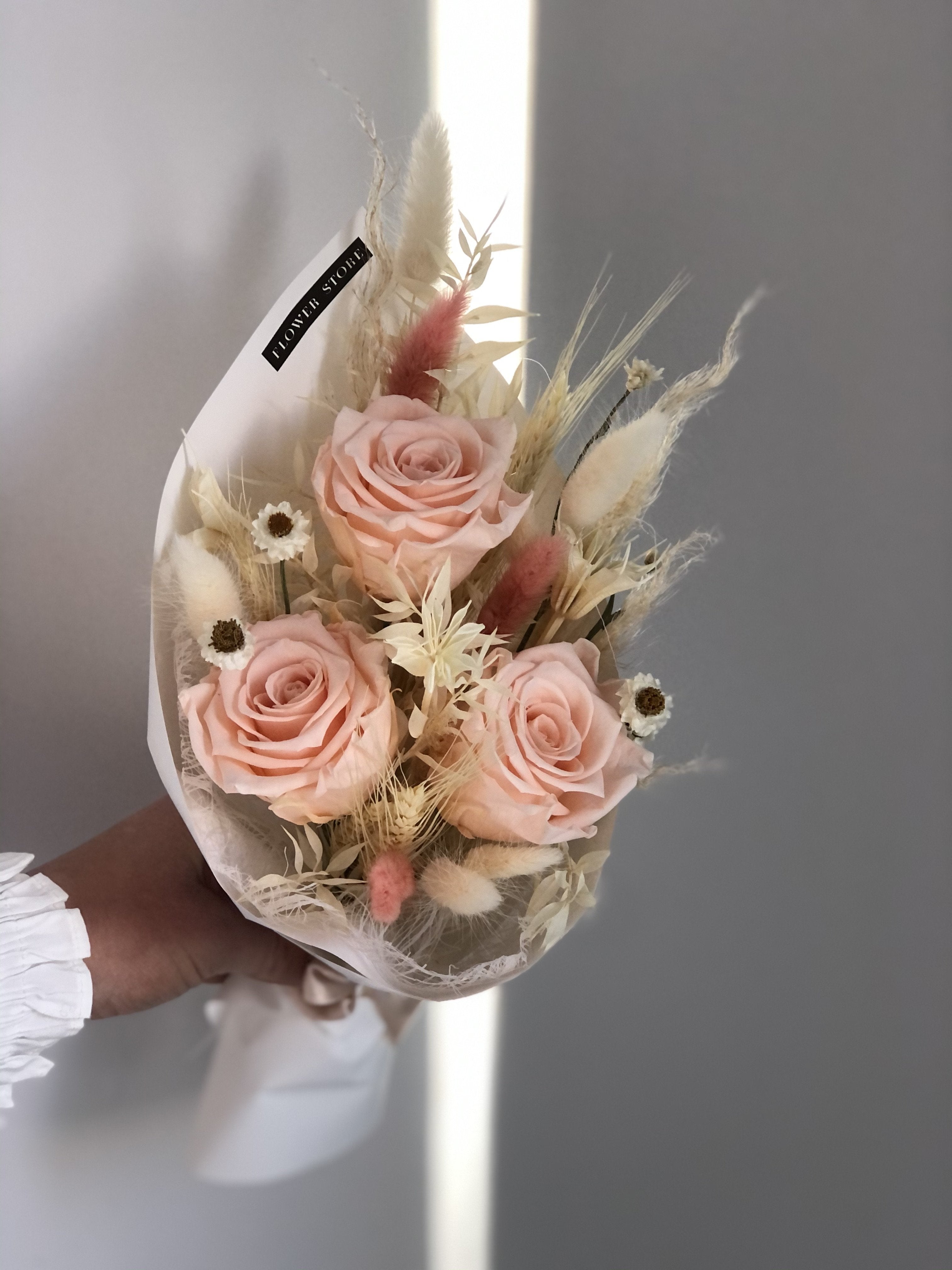 Bouquet for Women's Day "Medium Porcelain Pink"