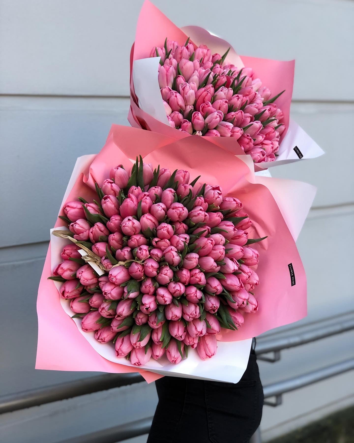 Bouquet of 200 tulips - a spectacular surprise