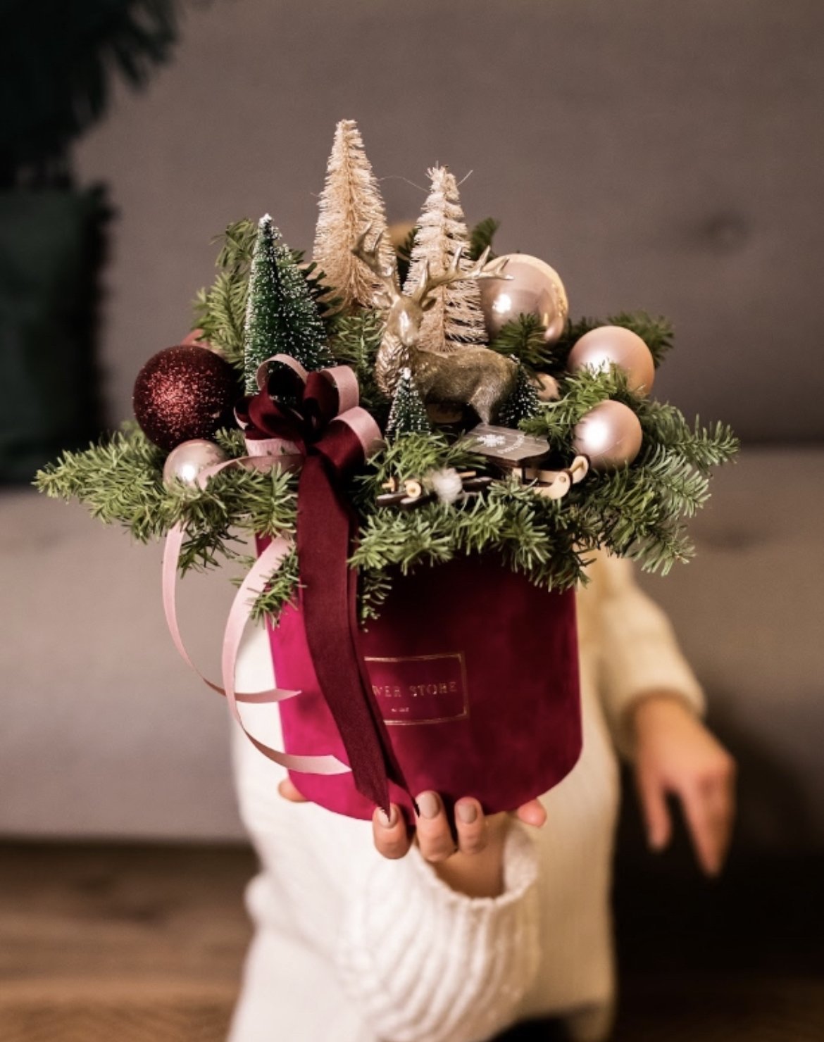 Świąteczny fuksjowy flokowany flowerbox